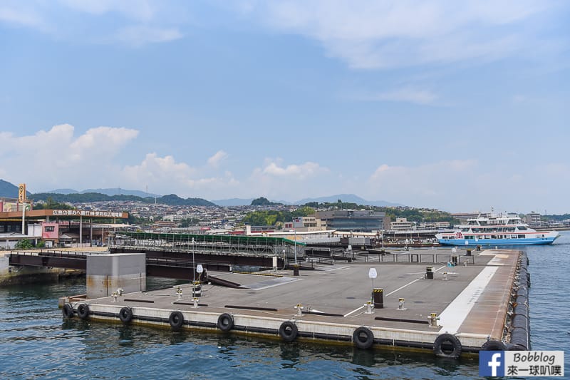 Itsukushima-boat-3