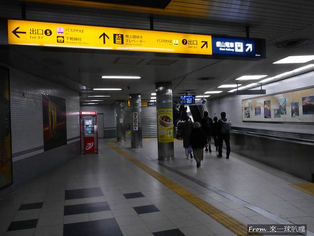 叡山電鐵楓葉隧道25